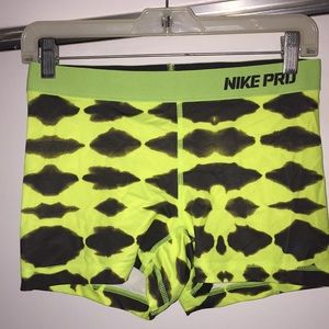 Medium Nike pro dri-fit biker shorts